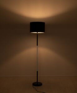 GloboStar® ASHLEY 00824 Μοντέρνο Φωτιστικό Δαπέδου Μονόφωτο 1 x E27 Μαύρο Μεταλλικό Καμπάνα με Μαύρο Ύφασμα & Εφέ Ξύλου D40 x H145cm
