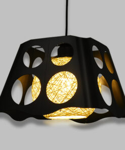 GloboStar® CARTER 00962 Μοντέρνο Industrial Κρεμαστό Φωτιστικό Οροφής Μονόφωτο 1 x E27 Μαύρο με Εκρού Μεταλλικό Πλέγμα Μ28 x Π28 x Υ22cm