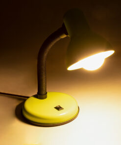 GloboStar® STUDENT GREEN 01533 Μοντέρνο Επιτραπέζιο Φωτιστικό Γραφείου Μονόφωτο 1 x E27 Πράσινο με Λευκό Μεταλλικό με Διακόπτη ΟN/OFF Καμπάνα Φ12 x Υ32cm