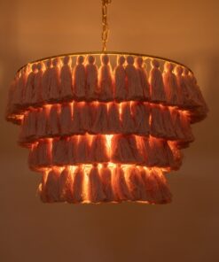 GloboStar® MISSOULA 02090 Boho Κρεμαστό Φωτιστικό Οροφής Μονόφωτο 1 x E27 AC220-240V IP20 – Φ60 x Υ40cm – Ροζ Λεπτό Νήμα Βαμβακερό και Χρυσό Μεταλλικό Πλέγμα – 5 Χρόνια Εγγύηση