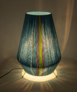 GloboStar® SALERNO 02333 Boho Επιδαπέδιο Φωτιστικό Μονόφωτο 1 x E27 AC220-240V IP20 – Φ50 x Υ70cm – Γαλάζιο με Μωβ και Πράσινο με Κίτρινες Λεπτομέριες Λεπτό Νήμα Βαμβακερό Πλέγμα