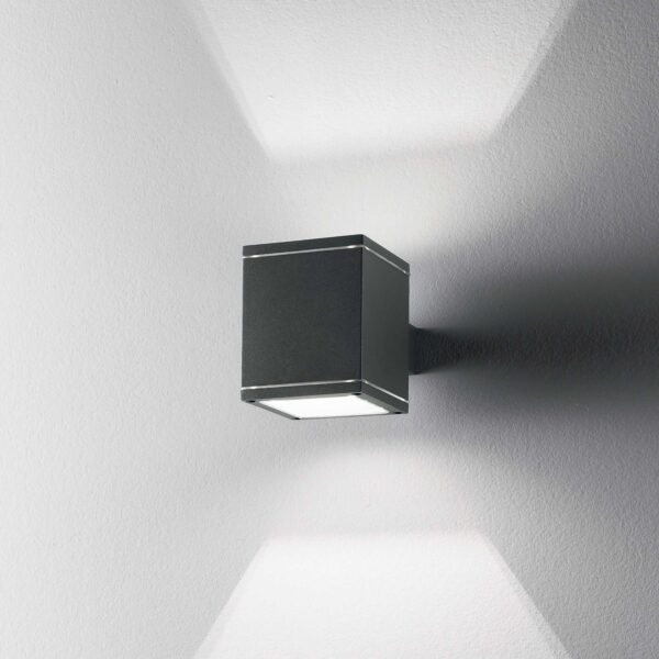 IDEAL LUX Φωτιστικό Τοίχου Βεράντας SNIF 1xG9 IP44 Μαύρου Χρώματος – 123080