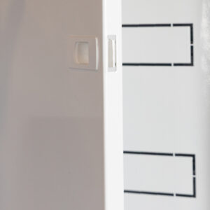 ΠΙΝΑΚΑΣ ΧΩΝΕΥΤΟΣ ΜΕΤΑΛΛΙΚΟΣ 4X16 ΘΕΣΕΩΝ IP30 EUROLAMP – 147-31123