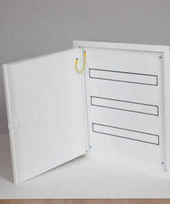 ΠΙΝΑΚΑΣ ΧΩΝΕΥΤΟΣ ΜΕΤΑΛΛΙΚΟΣ 3X24 ΘΕΣΕΩΝ IP30 EUROLAMP – 147-31132