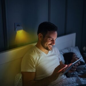 LED Φωτιστικό Νυκτός Στρογγυλό Λευκό με Αισθητήρα Νύχτας-Μέρας 0.45W V-TAC PRO Samsung Chip Θερμό 3000K – 20017