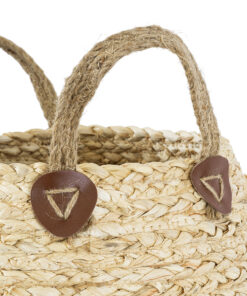 GloboStar® Artificial Garden ANDROS 20317 Διακοσμητικό Πλεκτό Καλάθι – Κασπώ Γλάστρα – Flower Pot Καφέ με Μπεζ Φ29cm x Υ30cm