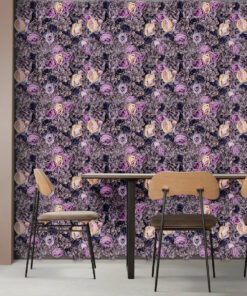 GloboStar® Artificial Garden ROSES STORY 20352 Τεχνητό Διακοσμητικό Πάνελ Λουλουδιών – Κάθετος Κήπος σύνθεση Μωβ & Ροζ Τριαντάφυλλα Μ40 x Π60 x Υ8cm