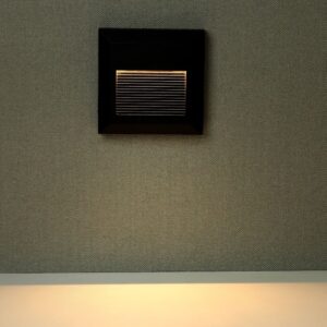 Επιτοίχιο Φωτιστικό LED για Σκαλοπάτια 2W V-TAC Μαύρο Τετράγωνο Αδιάβροχο IP65 Θερμό 3000K – 211323