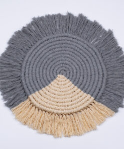 GloboStar® 35304 Μακραμέ Σουπλά Χειροποίητο Δίχρωμο Γκρι – Μπεζ Φ34cm