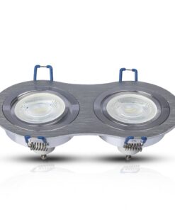 Διπλό σποτ οροφής LED σε ασημί απόχρωση για σύγχρονο φωτισμό εσωτερικών χώρων.