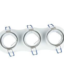 Τρίφωτο σποτ οροφής λευκό, μεταλλικό, για ομοιόμορφο φωτισμό εσωτερικών χώρων. Κατάλληλο για σύγχρονη διακόσμηση.