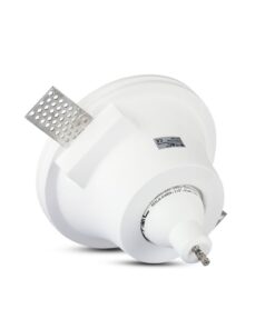 LED σποτ λευκού χρώματος για ενσωμάτωση σε οροφές, ιδανικό για εσωτερικούς χώρους με μοντέρνο σχεδιασμό.