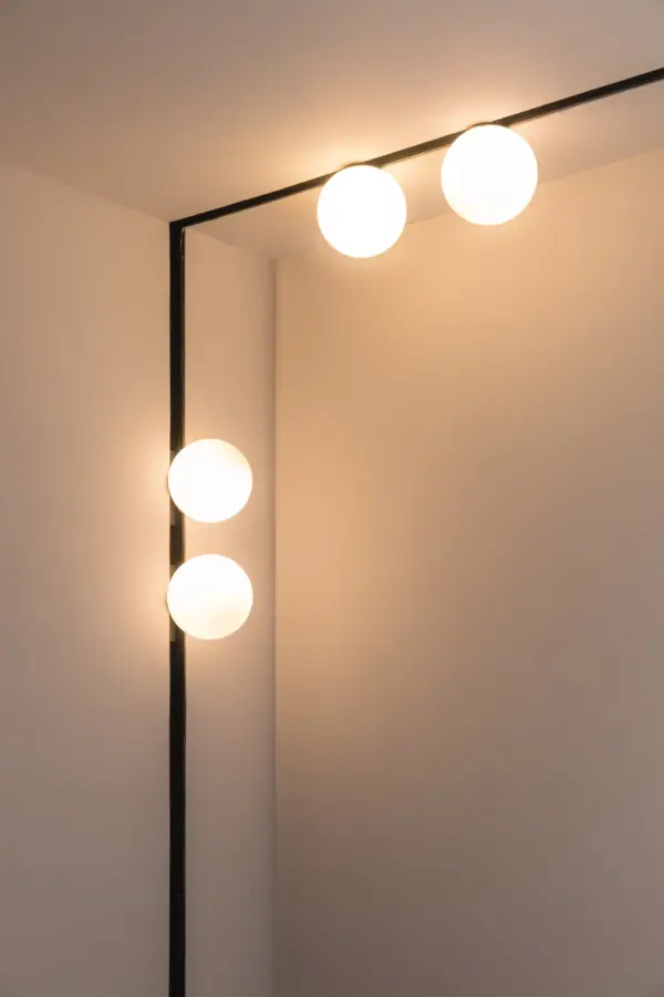 Faro Barcelona NESO UNIK LED σε Μαύρο Χρώμα 5W 2700K  – 5010892702
