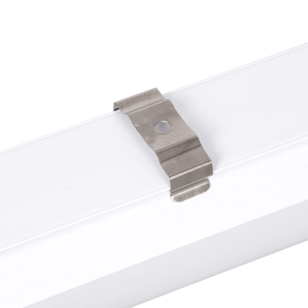 GloboStar® 60163 LED Γραμμικό Βιομηχανικό Φωτιστικό Tri-Proof 60cm 18W 1936lm 120° AC 220-240V Αδιάβροχο IP65 Μ60 x Π6 x Υ4cm Θερμό Λευκό 2700K – 3 Χρόνια Εγγύηση