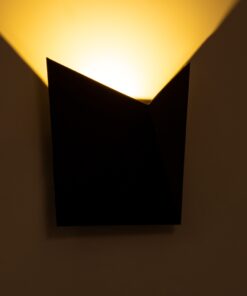 GloboStar® STEALTH 60520 Φωτιστικό Τοίχου – Απλίκα Αρχιτεκτονικού Φωτισμού Εσωτερικού/Εξωτερικού Χώρου Up or Down LED 10W 1000lm 60° AC220-240V Αδιάβροχο IP65 – Σώμα Αλουμινίου & Tempered Glass – Μ17 x Π17 x Υ7.5cm – Θερμό Λευκό 2700K – Μαύρο – Bridgelux Chip – 5 Years Warranty