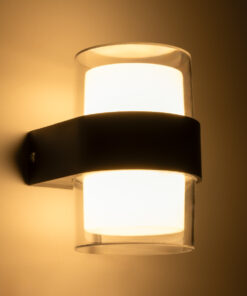 GLOBOSTAR® EMPIRE 60777 Φωτιστικό Τοίχου – Απλίκα Εσωτερικού/Εξωτερικού Χώρου LED 10W 1050lm 120° AC175-265V Αδιάβροχο IP65 – Πλαστικό Σώμα – Θερμό λευκό 2700K – M10 x Π11 x Υ13.5cm – Μαύρο – Bridgelux Chip – 3 Χρόνια Εγγύηση