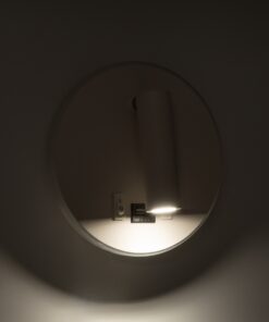 GloboStar® LADY-R 60939 Μοντέρνο Φωτιστικό Τοίχου – Απλίκα Ξενοδοχείου Bed Side LED 6W 600lm 36° & 360° AC 220-240V – Reading Light & Κρυφός Φωτισμός – Φορτιστής USB 3A – Φ15 x Υ7cm – Φυσικό Λευκό 4500K – Λευκό – 3 Χρόνια Εγγύηση