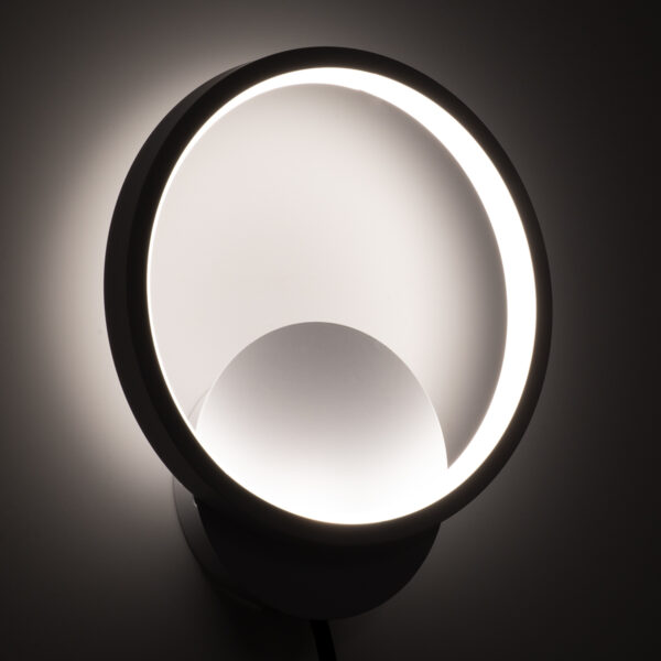 GloboStar® TED 61071 Φωτιστικό Τοίχου – Απλίκα Design LED CCT 9W 1080lm 300° AC 220-240V – Εναλλαγή Φωτισμού μέσω Διακόπτη On/Off All In One Ψυχρό 6000k+Φυσικό 4500k+Θερμό 2700k Μ20 x Π5.5 x Υ23cm – Λευκό