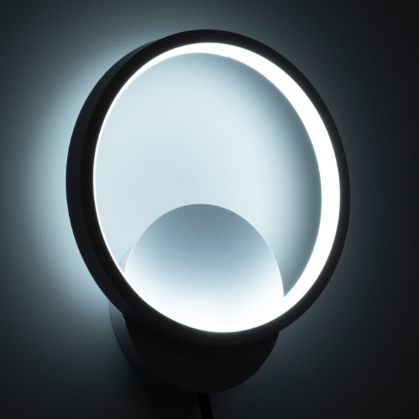 GloboStar® TED 61071 Φωτιστικό Τοίχου – Απλίκα Design LED CCT 9W 1080lm 300° AC 220-240V – Εναλλαγή Φωτισμού μέσω Διακόπτη On/Off All In One Ψυχρό 6000k+Φυσικό 4500k+Θερμό 2700k Μ20 x Π5.5 x Υ23cm – Λευκό