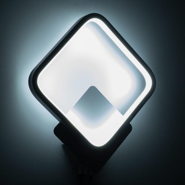 GloboStar® LENA 61080 Φωτιστικό Τοίχου – Απλίκα Design LED CCT 12W 1440lm 300° AC 220-240V – Εναλλαγή Φωτισμού μέσω Διακόπτη On/Off All In One Ψυχρό 6000k+Φυσικό 4500k+Θερμό 2700k Μ25 x Π5.5 x Υ29.5cm – Λευκό