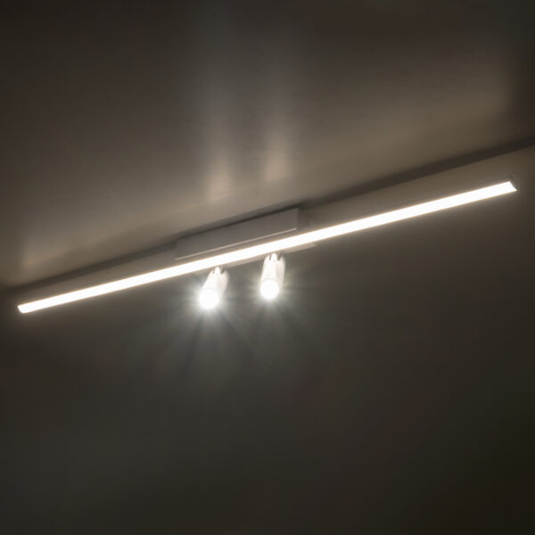 GLOBOSTAR® BARETTI 61227 Φωτιστικό Οροφής Linear Design LED CCT με Κινούμενα Σποτ LED Downlight 24W 2688lm 160° & 45° AC 220-240V IP20  – Εναλλαγή Φωτισμού μέσω Διακόπτη On/Off All In One Ψυχρό 6000k+Φυσικό 4500k+Θερμό 2700k Dimmable – Μ80 x Π5.5 x Υ5 cm – Λευκό – 3 Χρόνια Εγγύηση