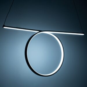 GloboStar® ROME 61294 Κρεμαστό Φωτιστικό Οροφής Linear Design LED CCT 24W 2640lm 200° AC 220-240V – Εναλλαγή Φωτισμού μέσω Διακόπτη On/Off All In One Ψυχρό 6000k+Φυσικό 4500k+Θερμό 2700k Μ65.5 x Π4 x Υ33cm – Μαύρο – 3 Years Warranty