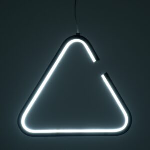 GloboStar® CEROBA 61307 Κρεμαστό Φωτιστικό Οροφής Linear Design LED CCT 12W 1320lm 360° AC 220-240V – Εναλλαγή Φωτισμού μέσω Διακόπτη On/Off All In One Ψυχρό 6000k+Φυσικό 4500k+Θερμό 2700k Μ22 x Π2 x Υ22cm – Μαύρο – 3 Years Warranty