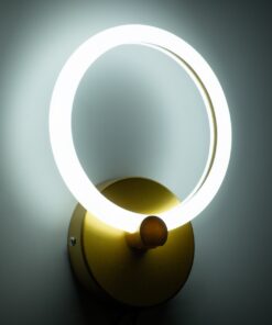 GloboStar® MATILDA 61340 Φωτιστικό Τοίχου – Απλίκα Design LED CCT 8W 960lm 360° AC 220-240V – Εναλλαγή Φωτισμού μέσω Διακόπτη On/Off All In One Ψυχρό 6000k+Φυσικό 4500k+Θερμό 2700k Μ20 x Π5 x Υ25.5cm – Χρυσό – 3 Years Warranty