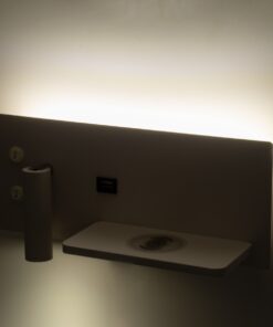 GloboStar® PALADIN 61354 Μοντέρνο Φωτιστικό Τοίχου – Απλίκα Ξενοδοχείου Bed Side LED 6W 720lm 36° AC 220-240V – Reading Light & Κρυφός Φωτισμός – Φορτιστές USB 3A & Wireless 20W – Μ30 x Π11 x Υ12cm – Φυσικό Λευκό 4500K – Λευκό – Δεξί