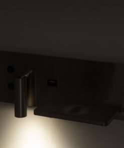 GloboStar® PALADIN 61356 Μοντέρνο Φωτιστικό Τοίχου – Απλίκα Ξενοδοχείου Bed Side LED 6W 720lm 36° AC 220-240V – Reading Light & Κρυφός Φωτισμός – Φορτιστές USB 3A & Wireless 20W – Μ30 x Π11 x Υ12cm – Φυσικό Λευκό 4500K – Νίκελ Βούρτσας – Δεξί