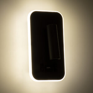 GloboStar® LADY-O 61363 Μοντέρνο Φωτιστικό Τοίχου – Απλίκα Ξενοδοχείου Bed Side LED 10W 1000lm 36° & 360° AC 220-240V – Reading Light & Κρυφός Φωτισμός – Φορτιστής USB 3A – Μ10.5 x Π10 x Υ18.5cm – Φυσικό Λευκό 4500K – Μαύρο – 3 Χρόνια Εγγύηση