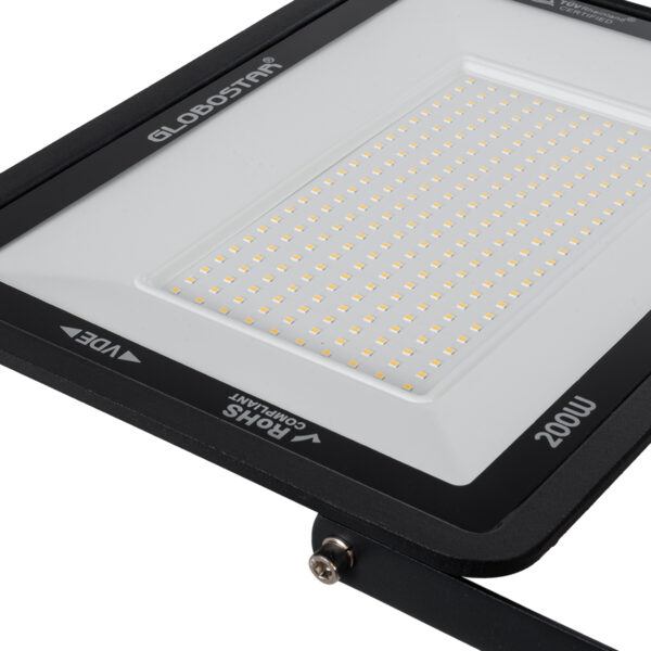 GloboStar® ATLAS 61433 Επαγγελματικός Προβολέας LED 200W 23000lm 120° AC 220-240V – Αδιάβροχος IP67 – Μ38 x Π4 x Υ28cm – Μαύρο – Θερμό Λευκό 2700K – LUMILEDS Chips – TÜV Rheinland Certified – 5 Years Warranty