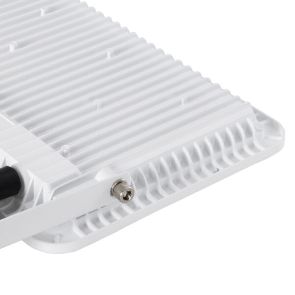 GloboStar® AURORA 61444 Επαγγελματικός Προβολέας LED 100W 12500lm 120° AC 220-240V με Ενσωματωμένο Ρυθμιζόμενο Αισθητήρα Κίνησης PIR – Αδιάβροχος IP67 – Μ25 x Π6.5 x Υ27.5cm – Λευκό – Ψυχρό Λευκό 6000K – LUMILEDS Chips – TÜV Rheinland Certified – 3 Years Warranty