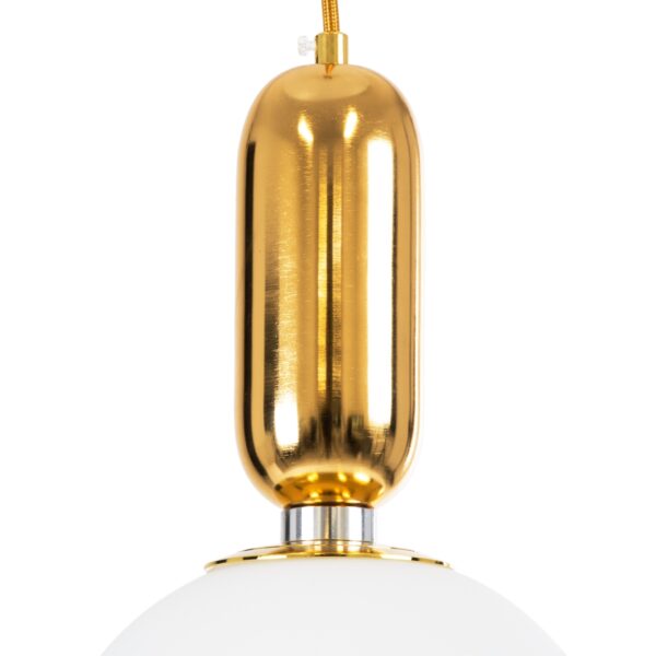 GloboStar® ESTETICO 61492 Μοντέρνο Κρεμαστό Φωτιστικό Οροφής Μονόφωτο 1 x E27 Γαλακτερή Γυάλινη Μπάλα με Μεταλλικό Επιχρυσωμενό Πλατίνα Σώμα Φ20 x Υ38cm