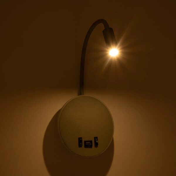 GloboStar® GOOSE 61694 Φωτιστικό Τοίχου – Απλίκα LED 6W 600lm 36° AC 220-240V IP20  – Reading Light & 360° Κρυφός Φωτισμός – Φορτιστής USB 3A – Θερμό Λευκό 2700K Γκρι Αλουμίνιο – Μ15.5 x Π22.5 x Υ30cm – 2 Xρόνια Εγγύηση