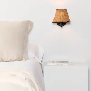 Faro Barcelona SUMBA Επιτοίχιο Φωτιστικό E27 σε Μαύρο/Ραττάν 15W  – 64307-71
