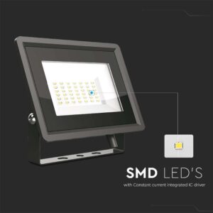 50W LED Προβολέας Μαύρο Σώμα V-TAC IP65 Θερμό 3000K – 6749