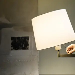 Faro Barcelona  Φωτιστικό  Δαπέδου Artis Χάλκινο Λευκό Καπέλο 1xE27 – 68489