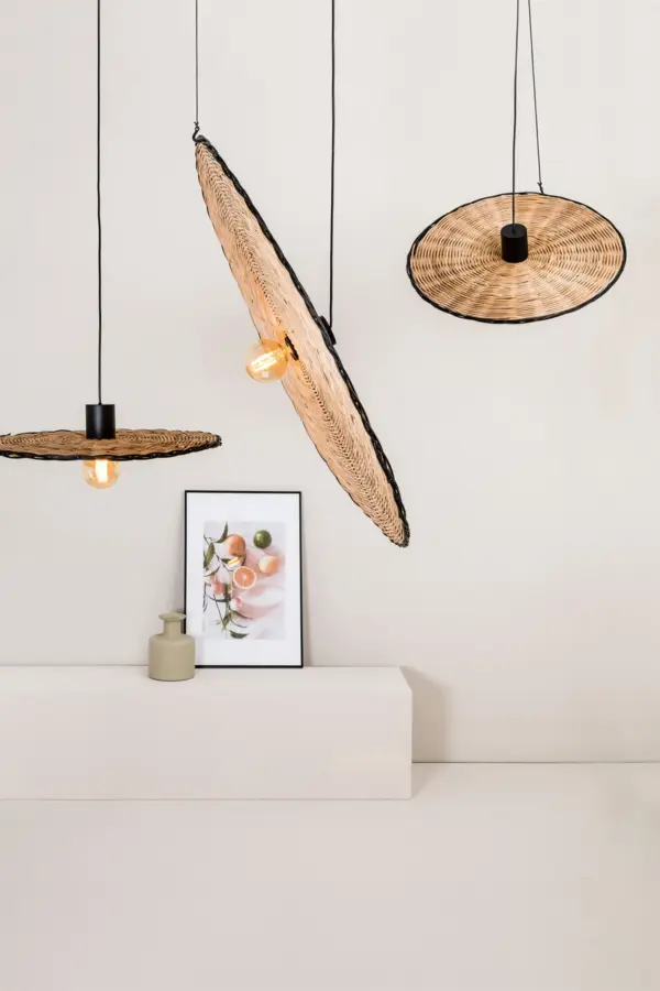 Faro Barcelona COSTAS 600 Κρεμαστό Φωτιστικό E27 σε Μαύρο/Ραττάν 15W – 68590-69