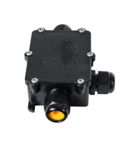 GloboStar® FAST-CONNECT 69922 Τριπλό Υ Αδιάβροχο IP68 Κυτίο Ταχείας Σύνδεσης & Διακλάδωσης Καλωδίων – 3 x Είσοδοι – Εσωτερική Τριπλή Κλέμα με Συμβατή Διατομή Καλωδίων 3 x 0.5mm² έως 3 x 2.5mm² – 450V 41A Max – Μ14 x Π9.5 x Υ4cm – Μαύρο – 5 Years Warranty