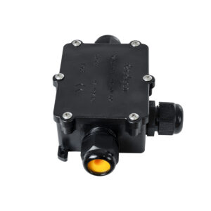 GloboStar® FAST-CONNECT 69922 Τριπλό Υ Αδιάβροχο IP68 Κυτίο Ταχείας Σύνδεσης & Διακλάδωσης Καλωδίων – 3 x Είσοδοι – Εσωτερική Τριπλή Κλέμα με Συμβατή Διατομή Καλωδίων 3 x 0.5mm² έως 3 x 2.5mm² – 450V 41A Max – Μ14 x Π9.5 x Υ4cm – Μαύρο – 5 Years Warranty