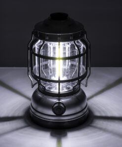 GloboStar® 69933 Αυτόνομο Επαναφορτιζόμενο Φανάρι Camping LED 5W με Επαναφορτιζόμενη Μπαταρία 18650 1200mAh Li-ion – Power Bank – Αδιάβροχο IP54 – Dimmable – Μαύρο Ασημί – Ψυχρό Λευκό 6000K Φ10.2 x Υ18cm