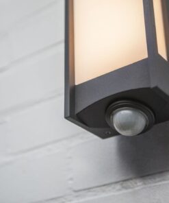 Lutec Qubo Επιτοίχιο Φωτιστικό Εξωτερικού Χώρου Με Ανιχνευτή Κίνησης Σκούρο Γκρι Χρώμα LED 800lm 3000K IP54 – 5193002118