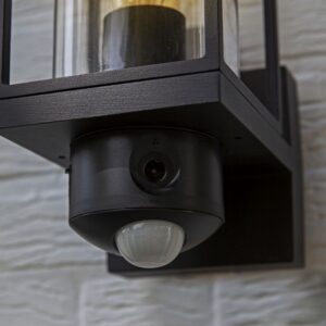 Lutec Flair Επιτοίχιο Φωτιστικό Εξωτερικού Χώρου Με Camera Με Ανιχνευτή Κίνησης Με Ενδοεπικοινωνία και micro SD card E27 Μαύρο Connect E27 Dimmable IP44 – 5288811012