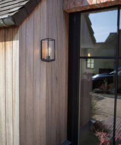 Lutec Flair Επιτοίχιο Φωτιστικό Φαναράκι Εξωτερικού Χώρου E27 Wood Effect Μαύρο ΙP44 – 5288814012