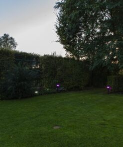 Lutec Karlo Ηλιακό Φωτιστικό κήπου καρφί Led Μαύρο χρώμα Απομακρυσμένη Λειτουργία Connect LED Dimmable 500lm 2700K-6500K RGB IP44 – 6935802012