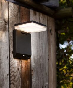 Lutec Moze Smart Επιτοίχιο Φωτιστικό με Ηλιακό πανελ και Ανιχνευτή Κίνησης Μαύρο LED 8W 800lm 4000K IP44 – 6943101012