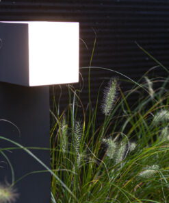 Lutec Cuba Κολωνάκι Κήπου Σκούρο Γκρι Χρώμα με Παροχή Ρεύματος και Περιστρεφόμενη Κεφαλή Earth LED 600lm 3000K IP54 – 7193805118