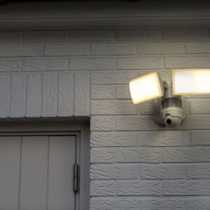 Lutec Libra Επιτοίχιο Φωτιστικό Εξωτερικού Χώρου Led Φωτιστικό Τοίχου Camera Με Ανιχνευτή Κίνησης Λευκό Connect LED Dimmable 3000lm 5000K IP44 – 7632406053