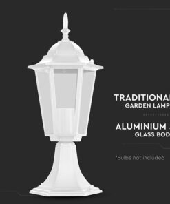 Παραδοσιακό φωτιστικό κήπου από αλουμίνιο και γυαλί, λευκό χρώμα, χωρίς λαμπτήρα.
